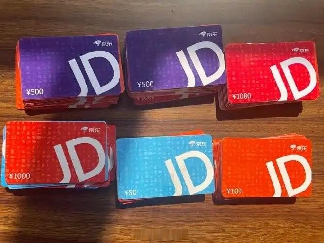 电车室长宠粉计划 来了，室长替东哥安排一张点赞里抽铁粉，1000元子[心] ​ 