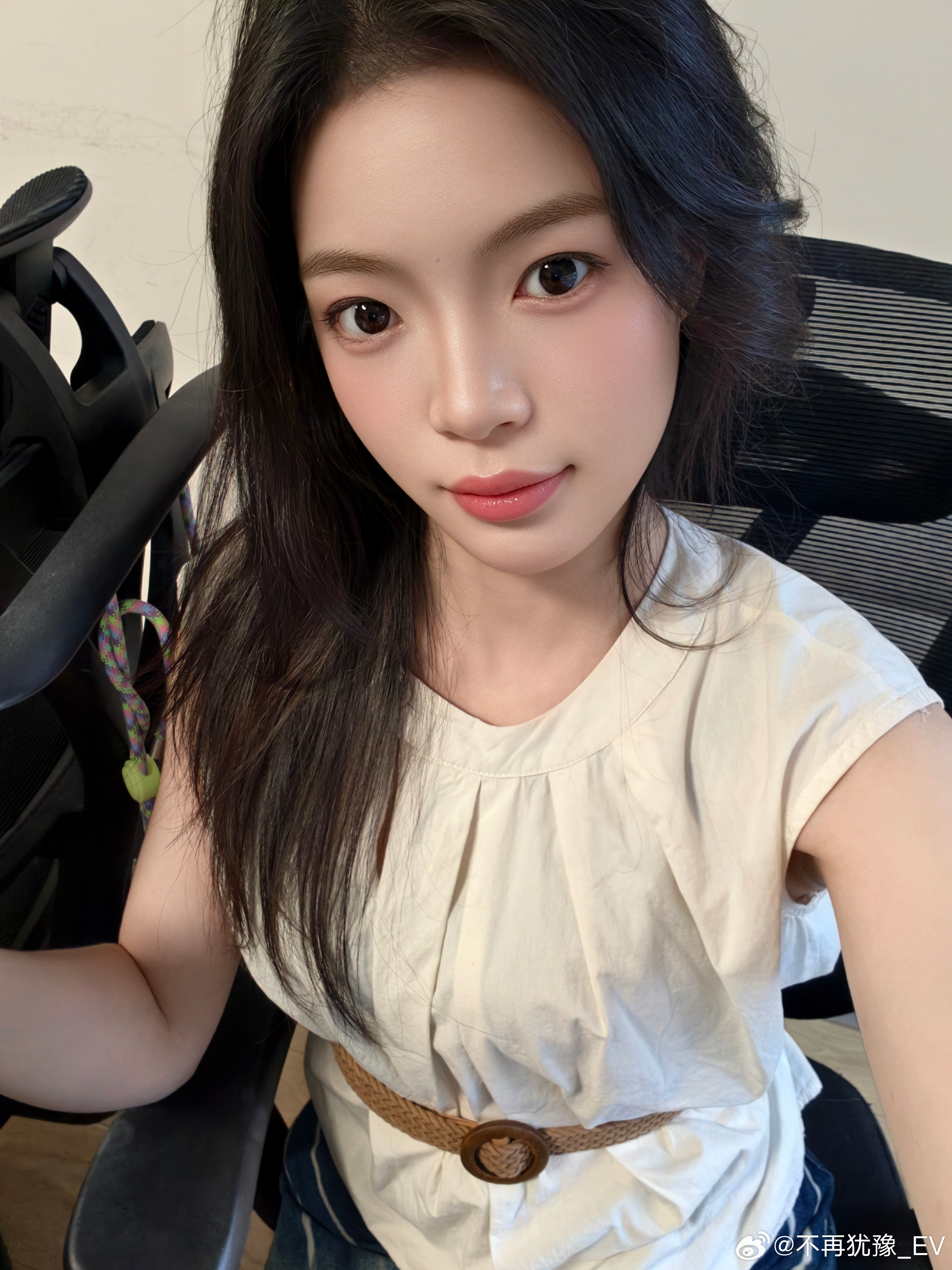 早上好啊！举个手看看还有谁比我起得更早🌞 