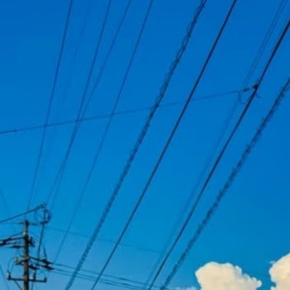 阳光信用‎阳光信用 其实一切都很短暂，发生的很快，过去的很快，你要迅速习惯当下的