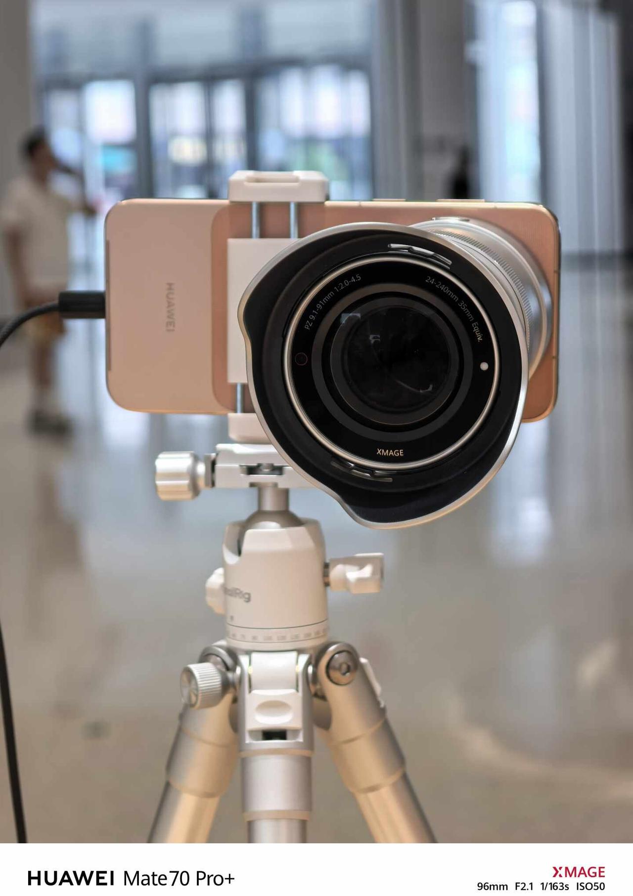 来华为门店体验mate90，新一代玲珑屏、强悍续航，影像再次突破，踏光向前，自有
