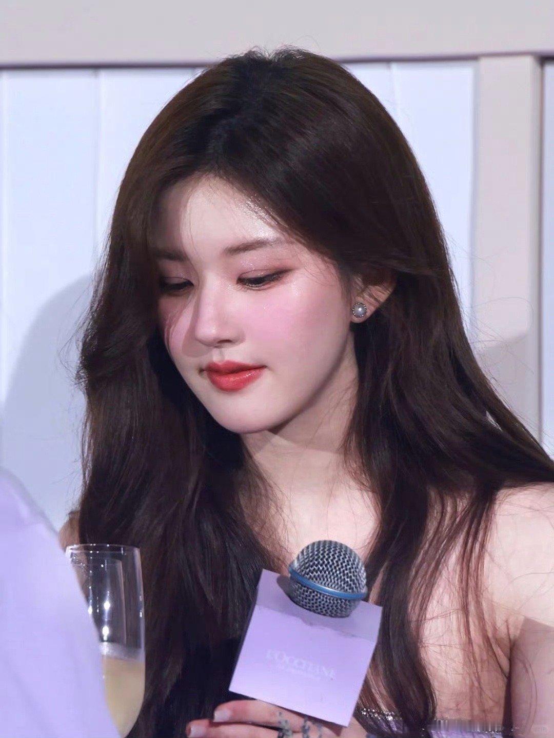 美人鱼公主💜赵露思