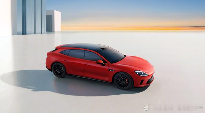 华为乾崑技术大会上启境 GT7 一亮相直接炸场 这哪是造车，分明是把华为黑科技全