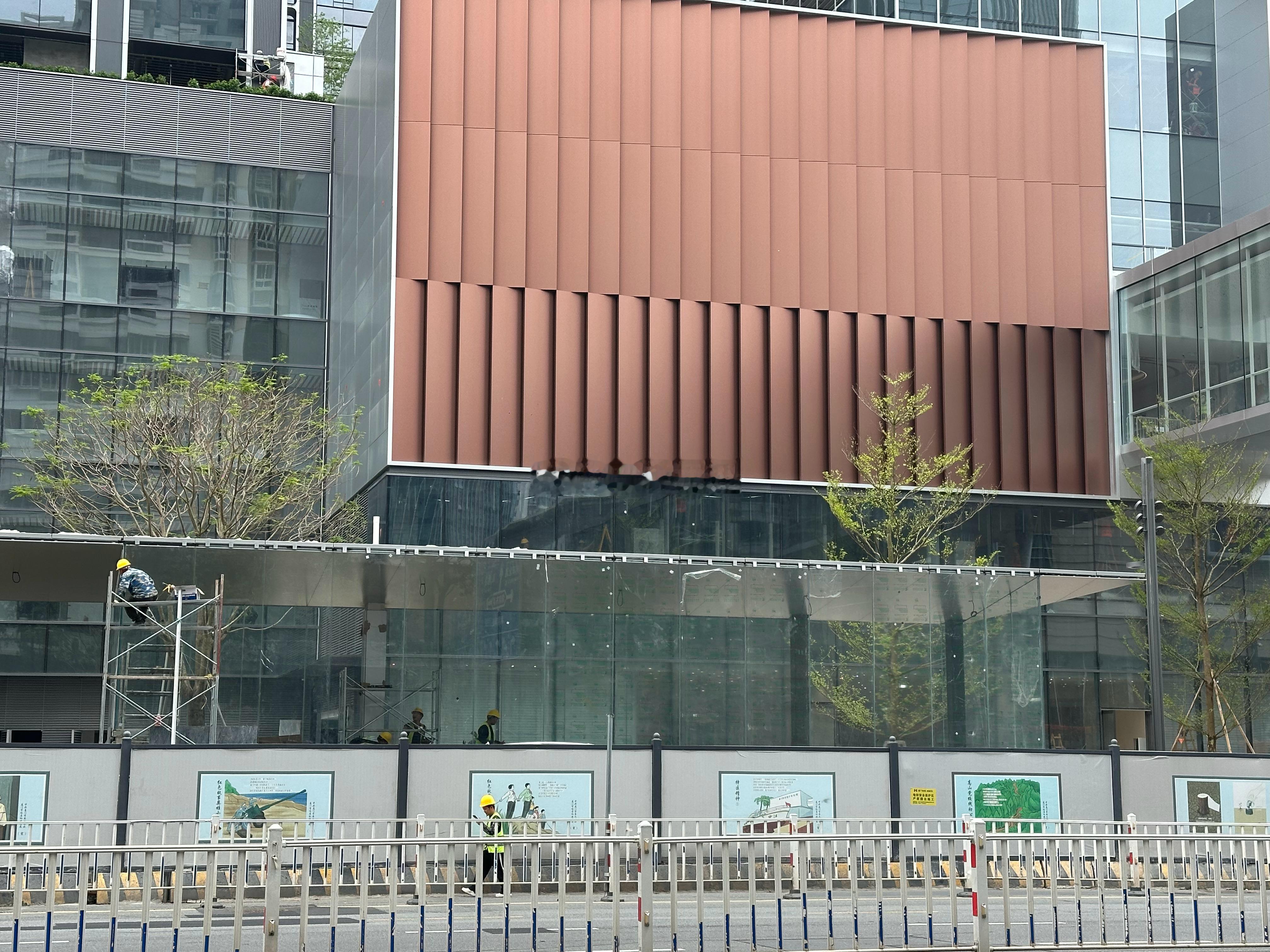 厦门商业 城中第13家星巴克咖啡臻选店/思明区第11家臻选/第6家黑鹰咖啡机配备