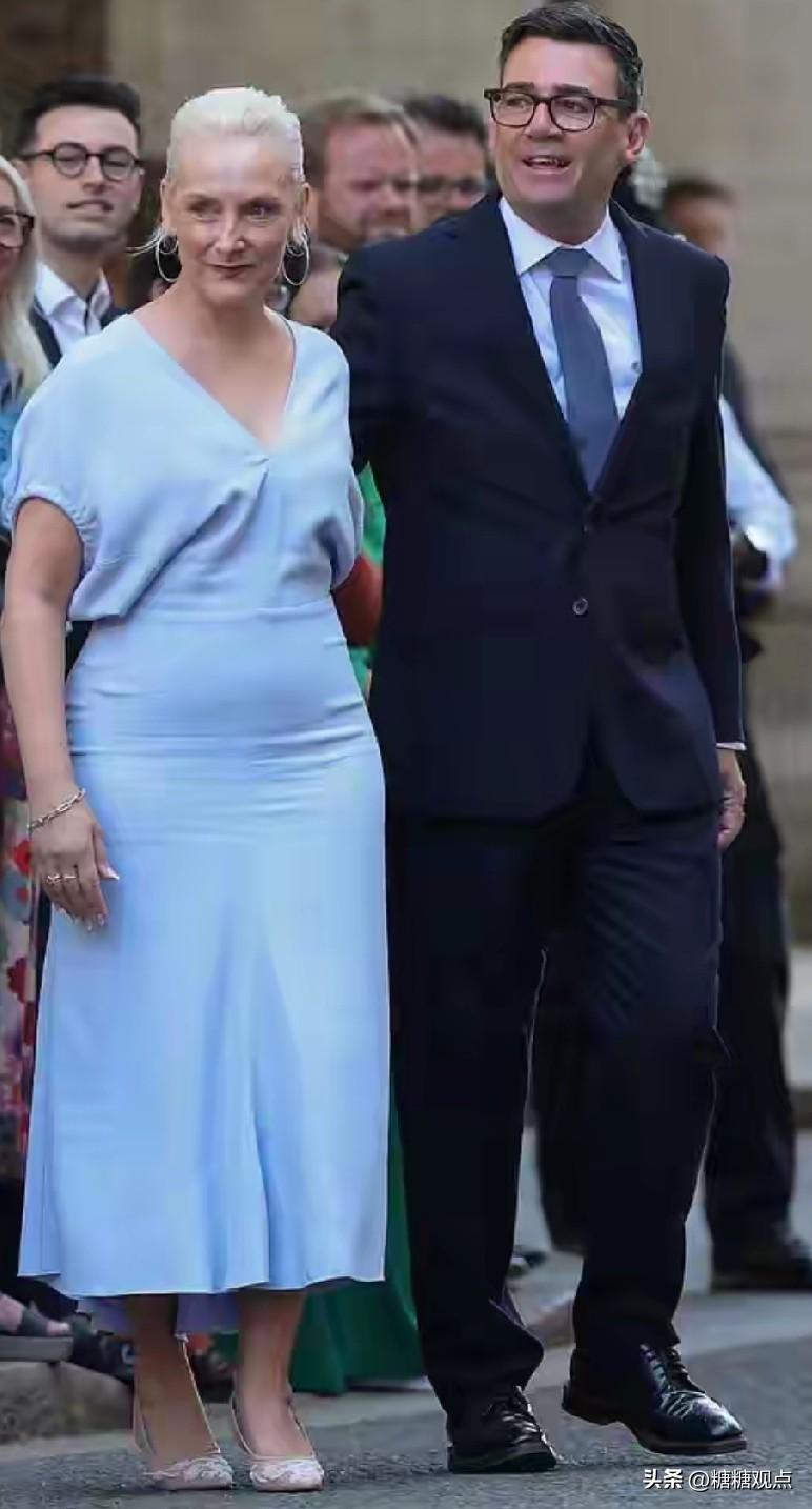 英国新首相伯纳姆：100%支持泽连斯基。
伯纳姆于2026年7月20日正式就任，
