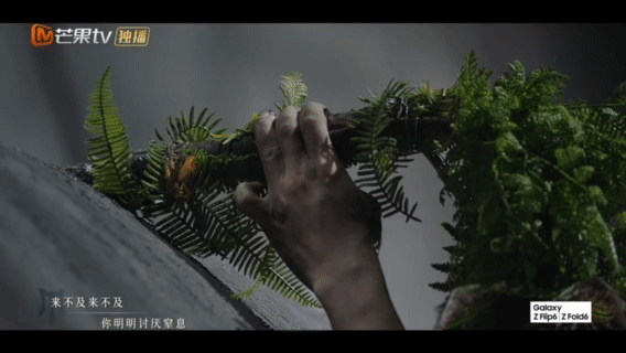 #无人生还版海底#一次次艰难的爬起一次次的失败，那些挣扎与撕扯……唱的揪心演的惊