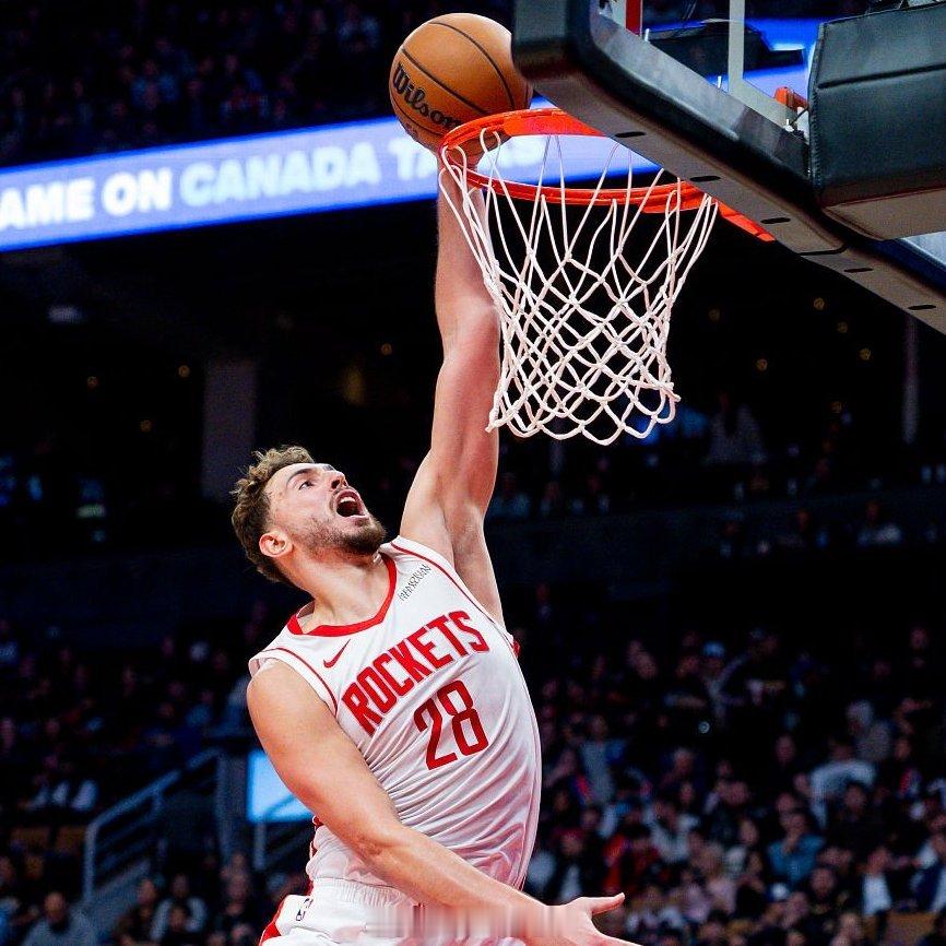 申京（23岁100天）开赛季前五战场均至少20分5篮板5助攻，历史最年轻做到。休