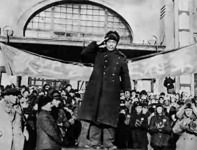 随曾泽生起义的几位高级别军官，后来的人生境遇令人唏嘘。

话说这几位当年在长春跟