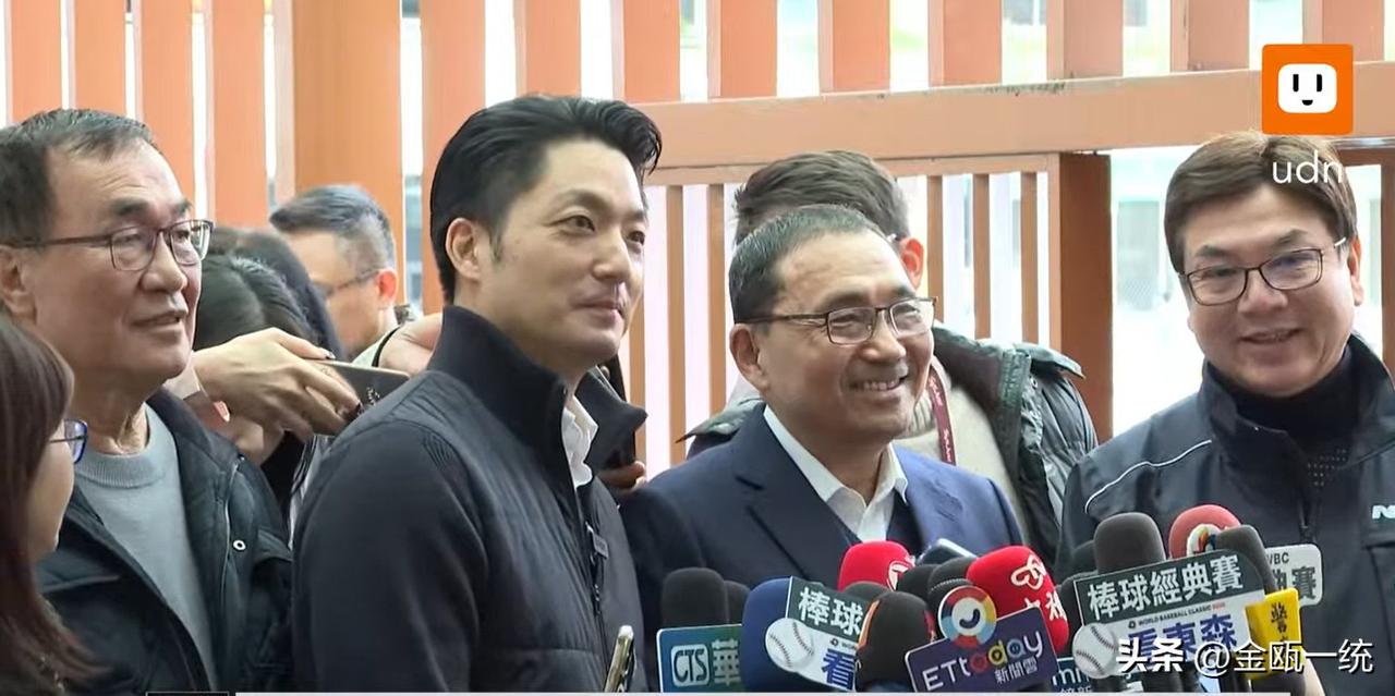 蒋万安侯友宜李四川刘和然“四巨头”同框

台北市长蒋万安今天（9日）偕同副市长李