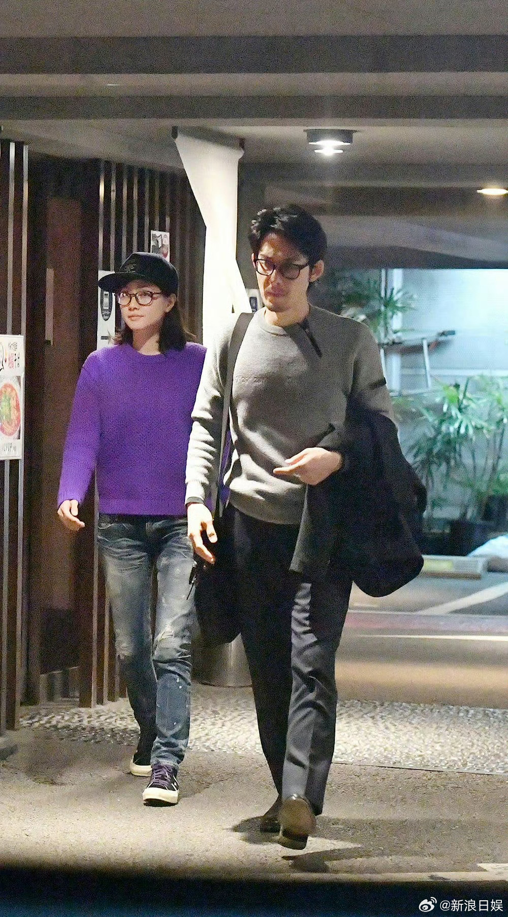 内田有纪柏原崇结婚内田有纪名字已变为柏原有纪 据日媒，内田有纪与已秘密登记结婚。