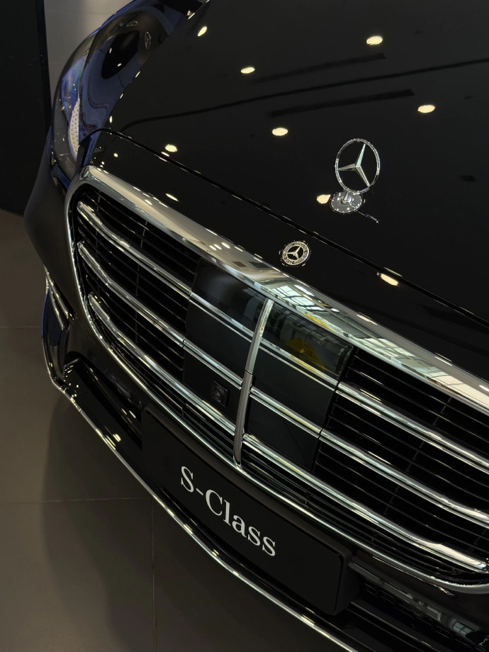 纵行四方，自带一往无前的底气与气场，将高端质感与日常实用性完美相融。如果你偏爱高