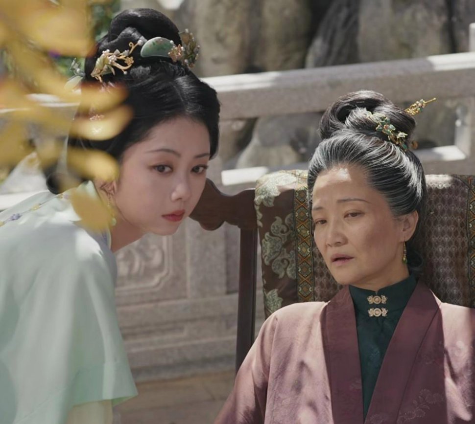 兰香如故不是亲生终究不一样古偶新剧《兰香如故》热播，女主身世揭晓非亲生，养父偏爱