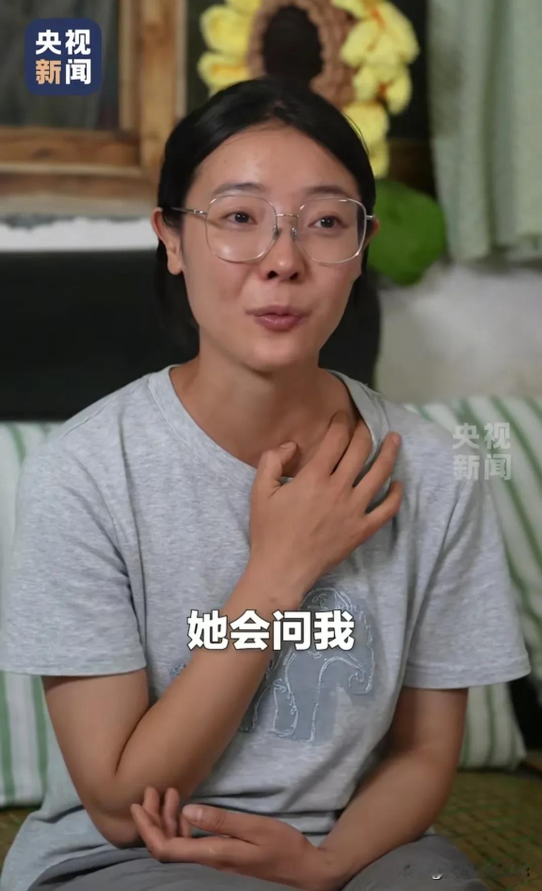李福贵火到了央视，李福贵接受央视新闻的采访。
     她讲到了自己在村里面卖货