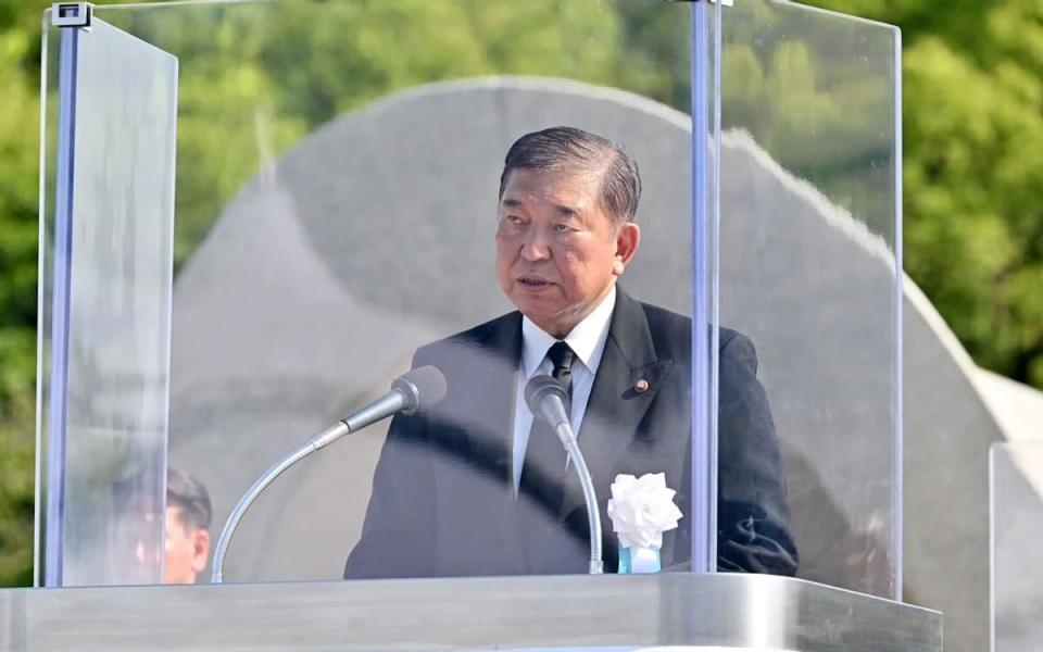 论怼日本人，美国人比我们火力猛多了！日本人举行隆重的原子弹爆炸80周年纪念，有不