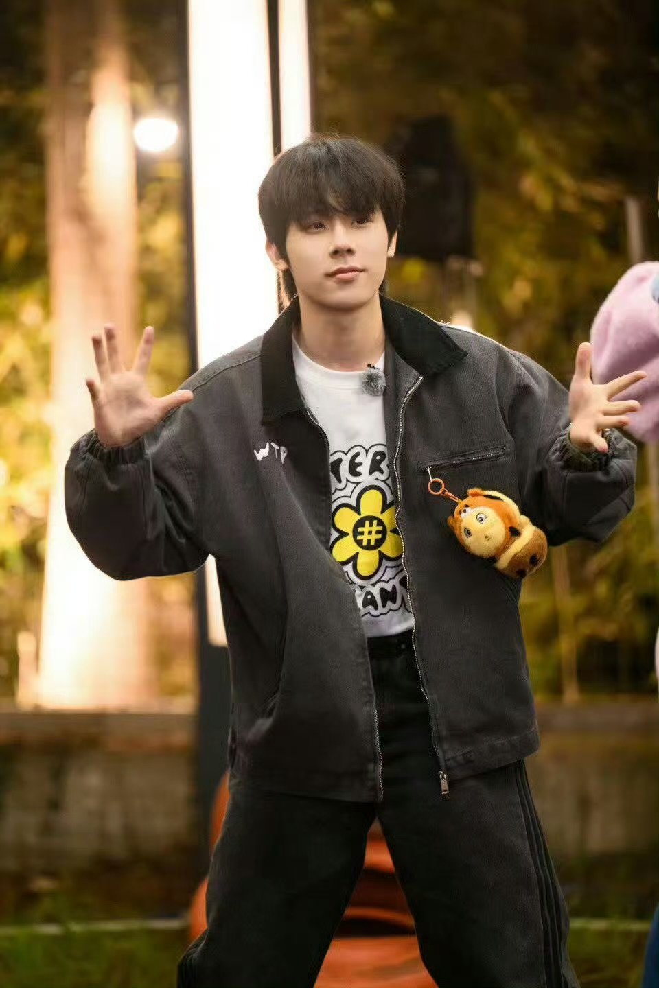 周奇说过了十五分钟就不想吃了周五晚高疯周五晚高疯收官快乐！周奇这波发言，管理期人