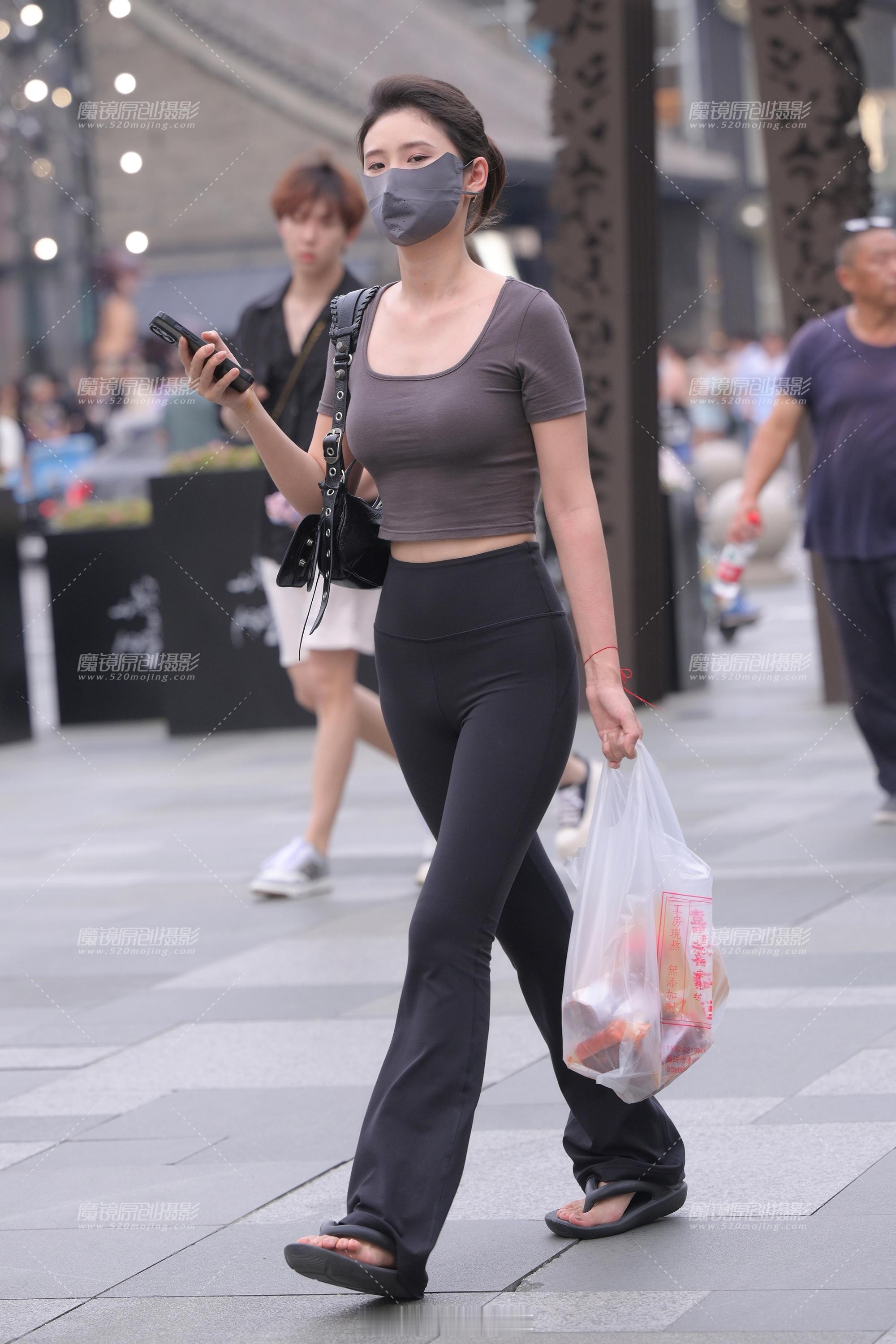 小姐姐好身材！ ​​​
