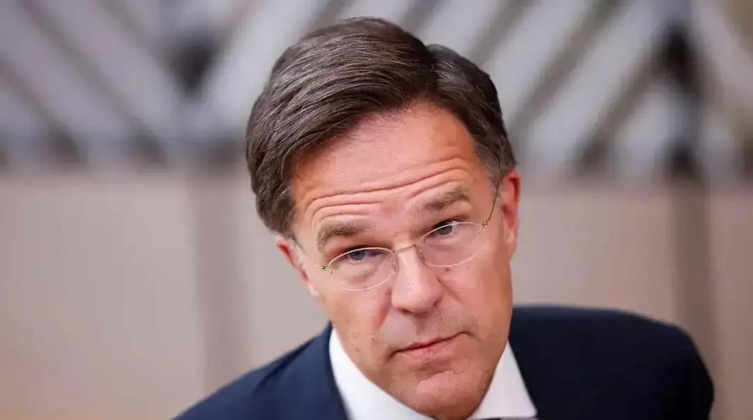 美国盯上格陵兰，到底图什么？
 
北约秘书长吕特说“北极圈安全正在讨论”，美军早