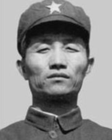 1949年，程子华率部秘密进关，途经密云时，他听说密云只有2000守军，就打算花