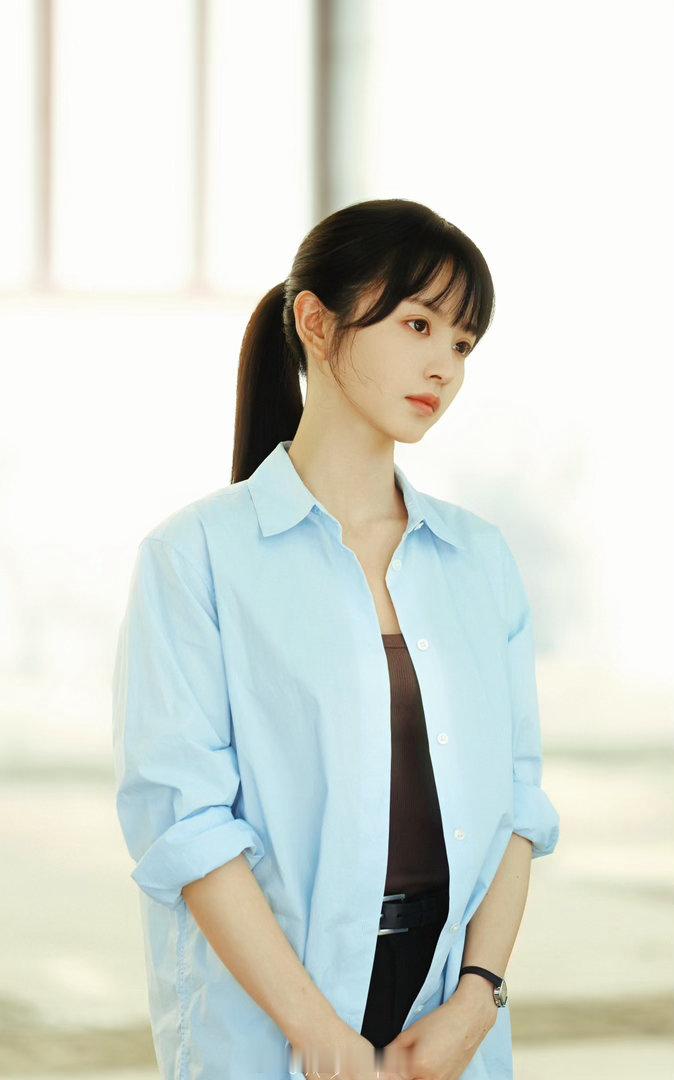田曦薇被路人夸戏好的反应 被夸了之后反复确认“真的吗喜欢吗”，不是不相信是自己太
