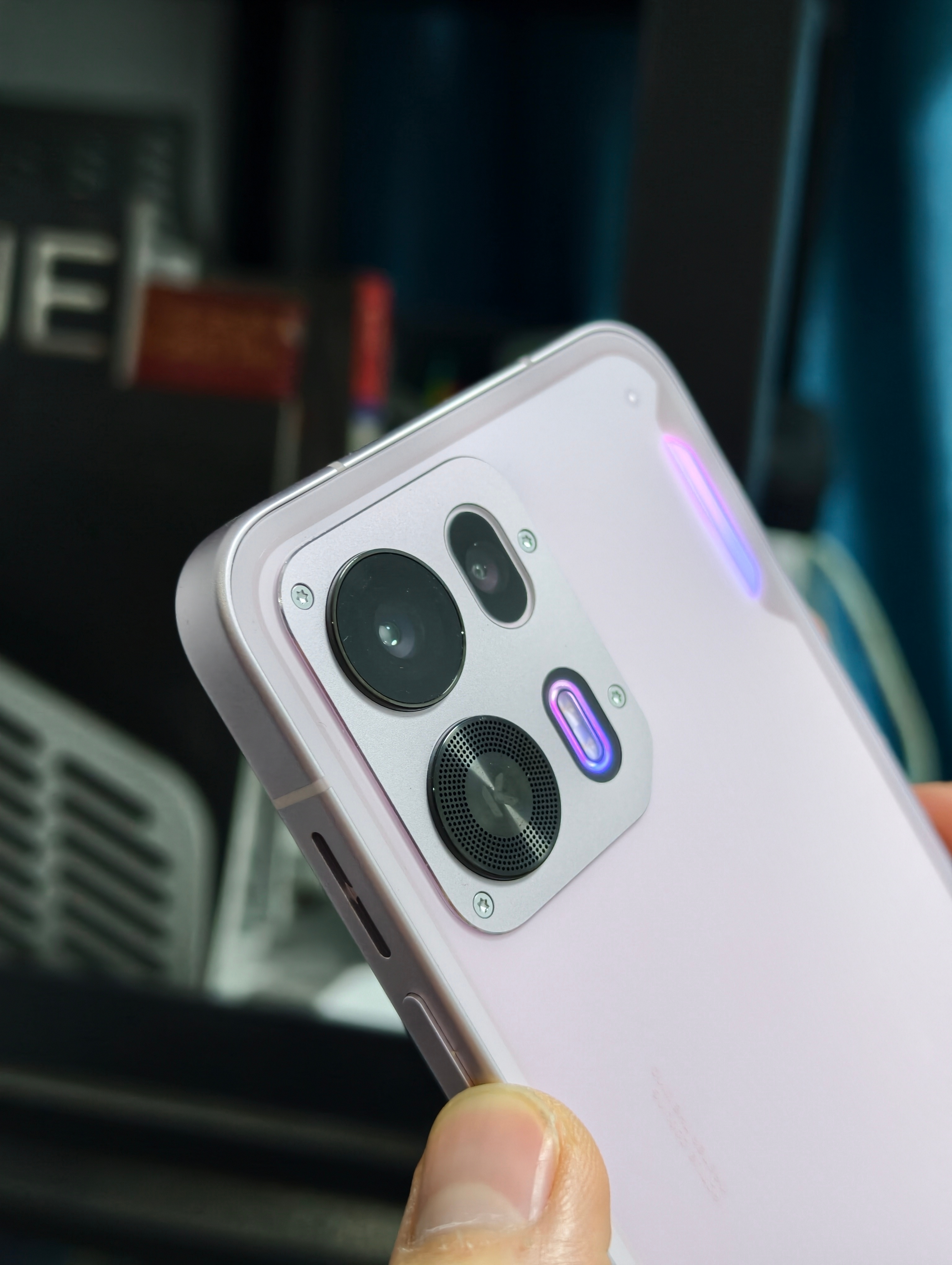 OPPO K15 Pro，大家感受下，这设计可还行？主动散热风扇继续迭代，设计元