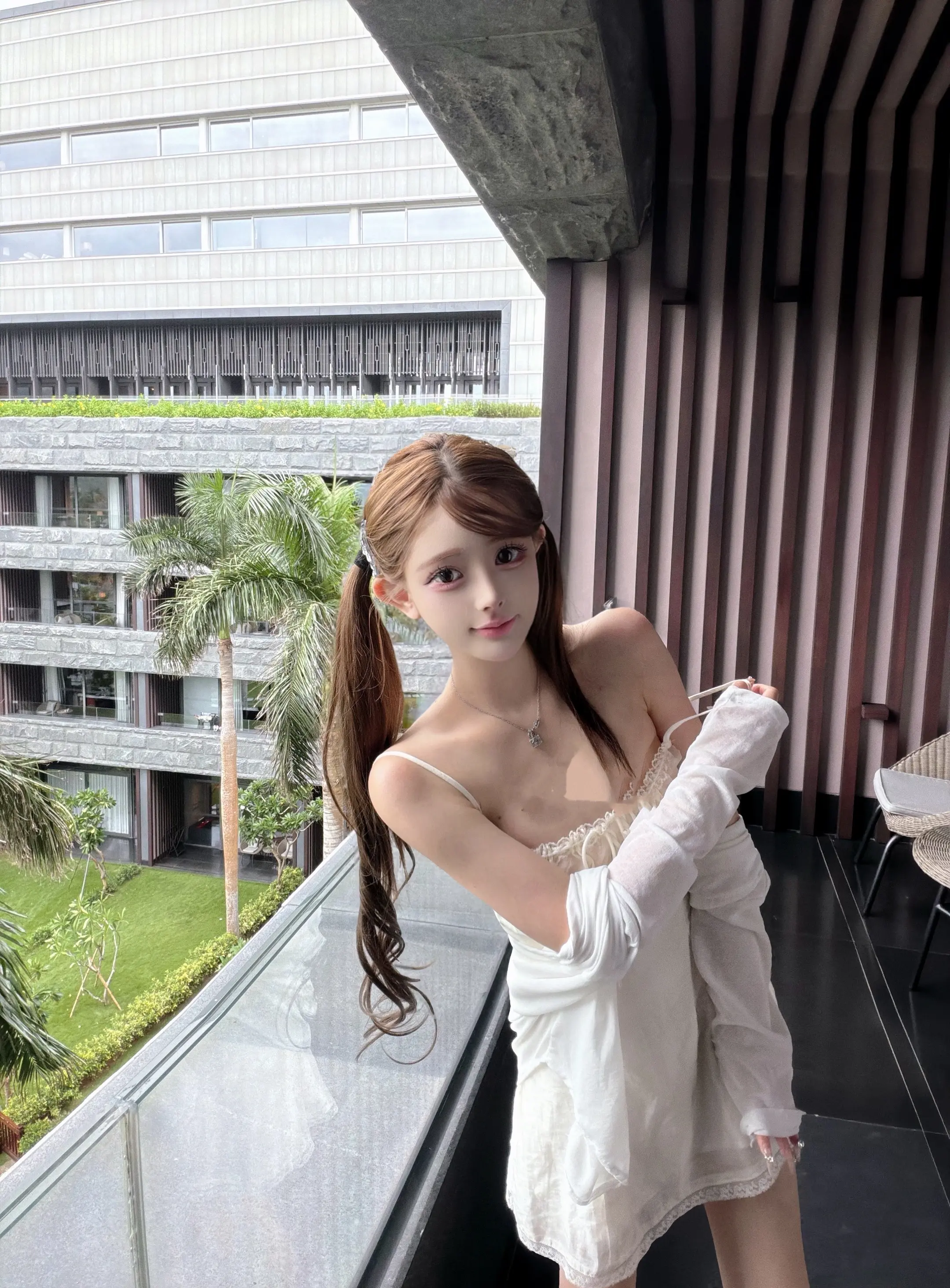 你也会夸其他女孩可爱吗 算了我不问了
