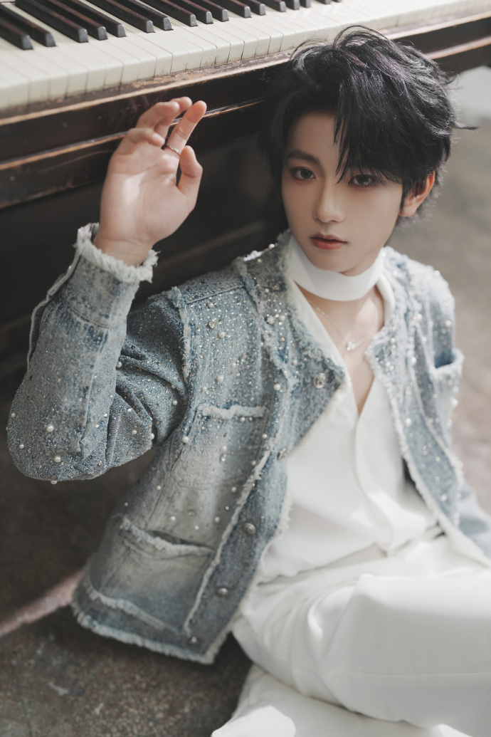 穆祉丞这个大眼萌