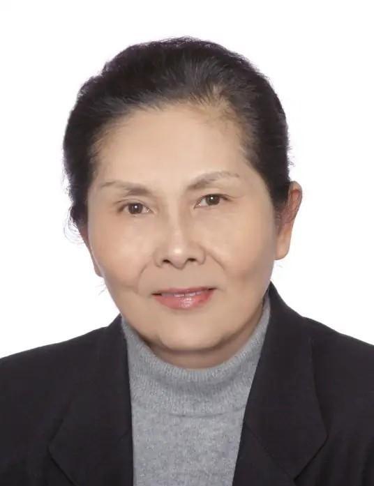 我国顶尖半导体教授李爱珍，申请中科院院士被淘汰，不料2007年，她竟然摇身一变成