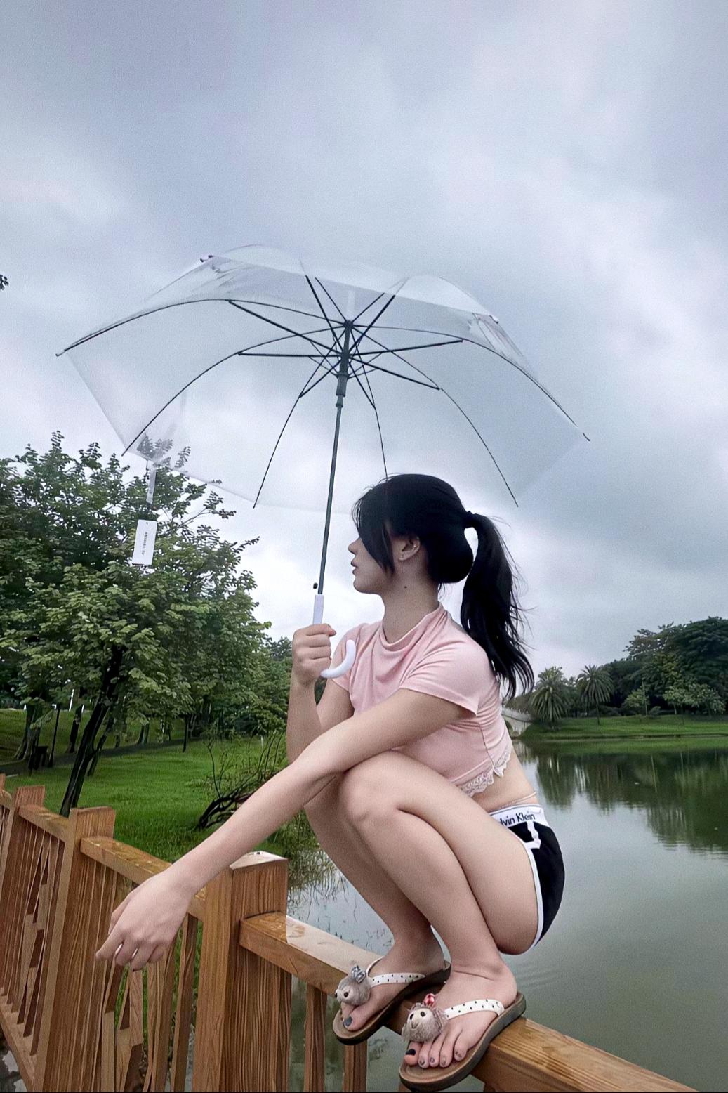 你相信一见钟情吗，我相信一直在期盼着有缘人。