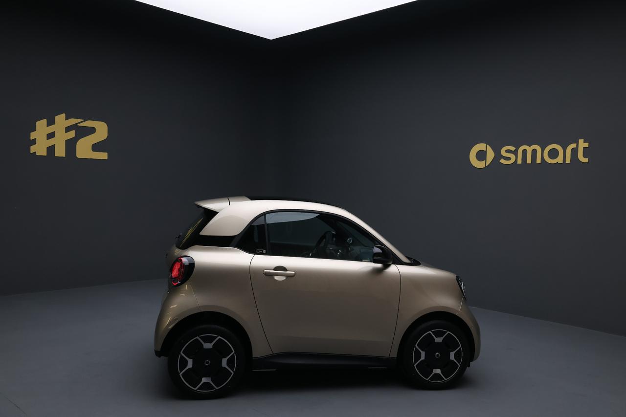smart精灵2号这次把产品力讲明白了
看全新smart精灵2号，不能只盯着鎏金
