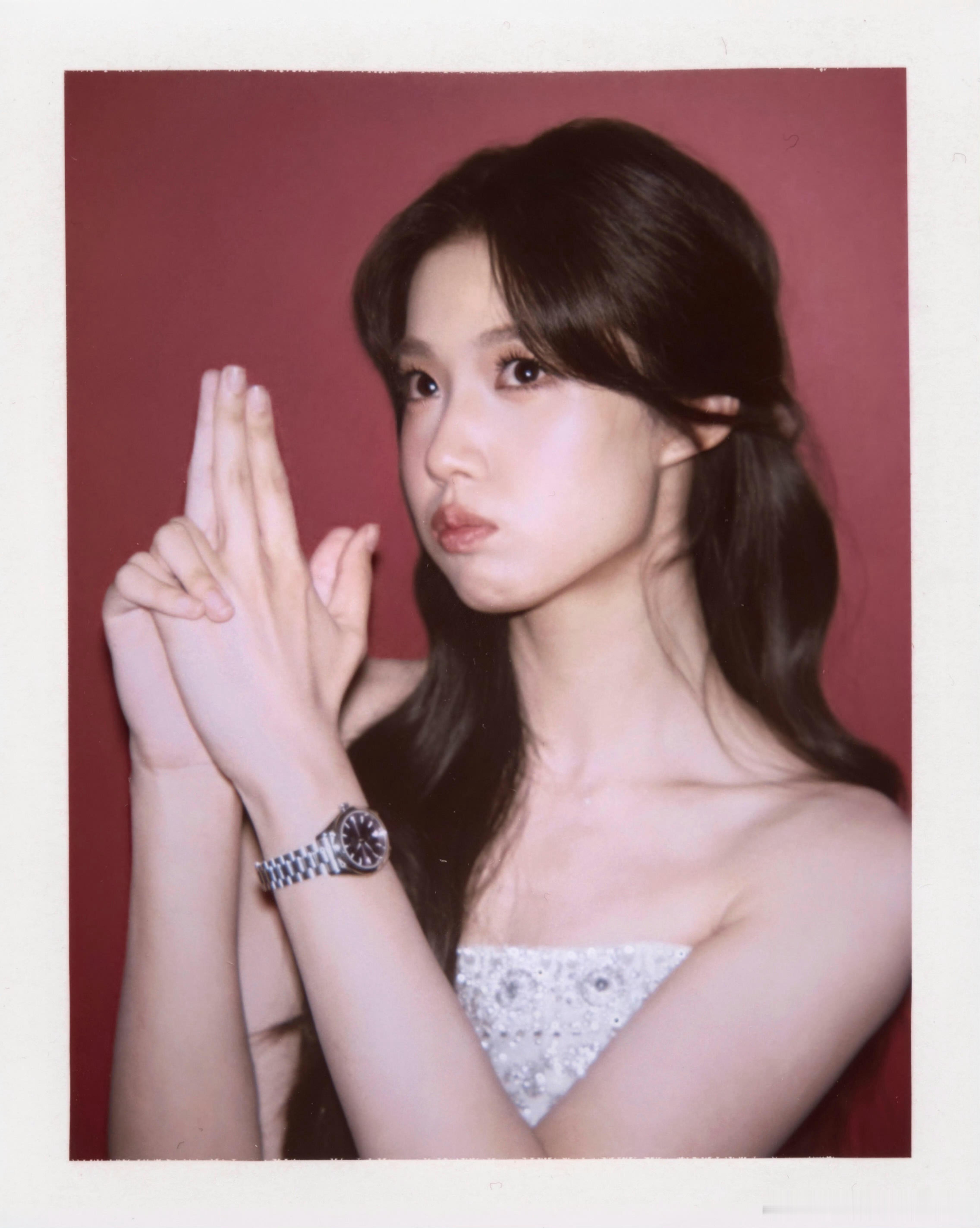 卢昱晓的撕拉片美美哒[流鼻血][么么哒][么么哒][么么哒] ​​​