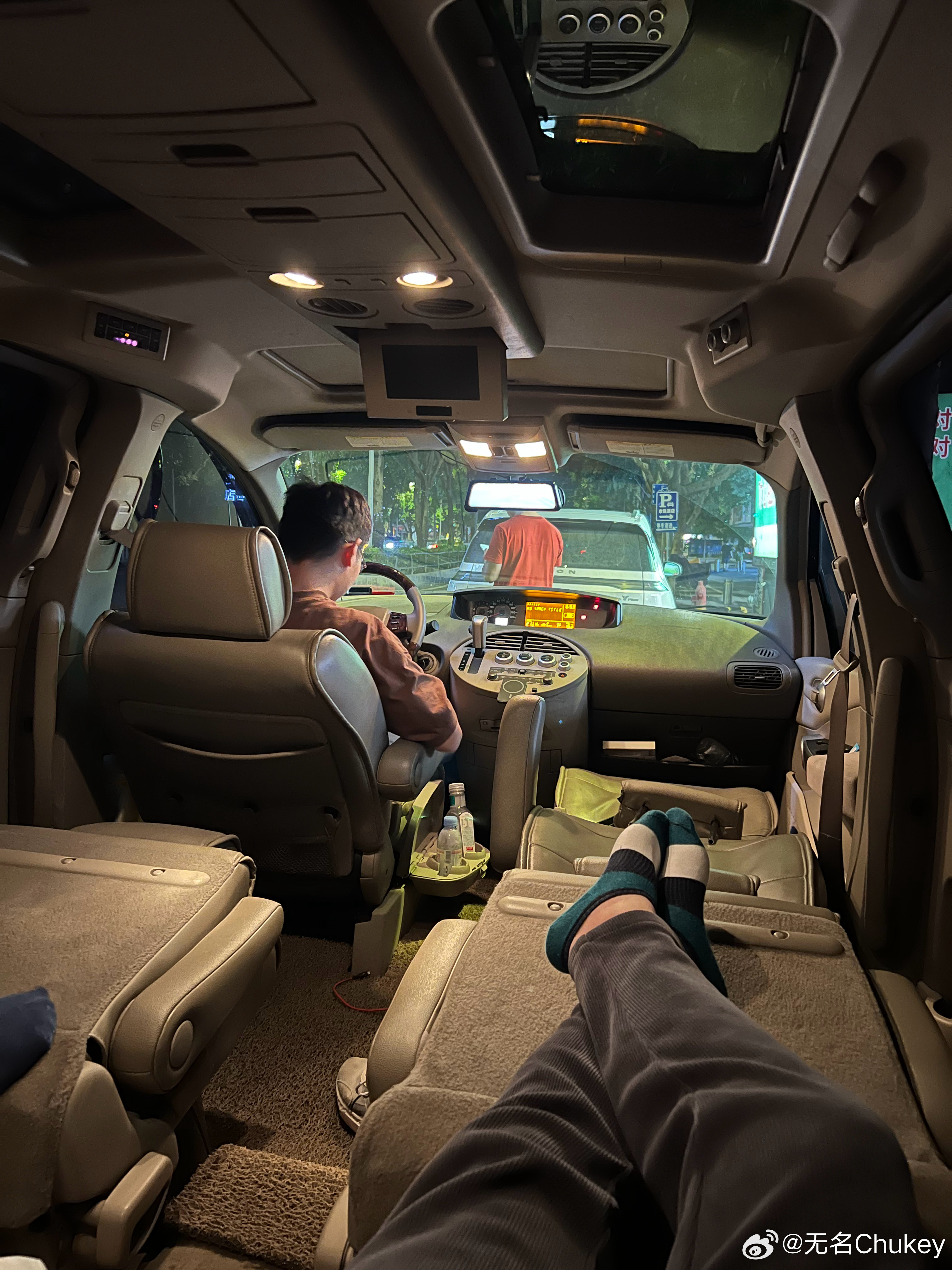 在今天看来，第二代日产贵士，还是很魔幻的 广州