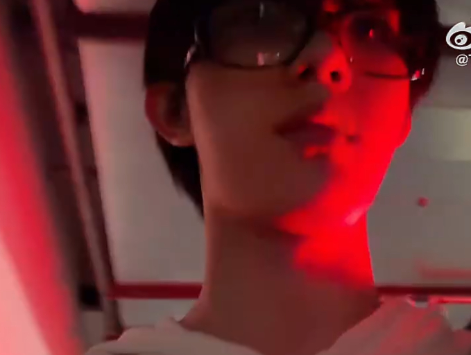 青岛苏新皓就这样 小灯能不能做到和苏新皓共赴耀眼盛夏