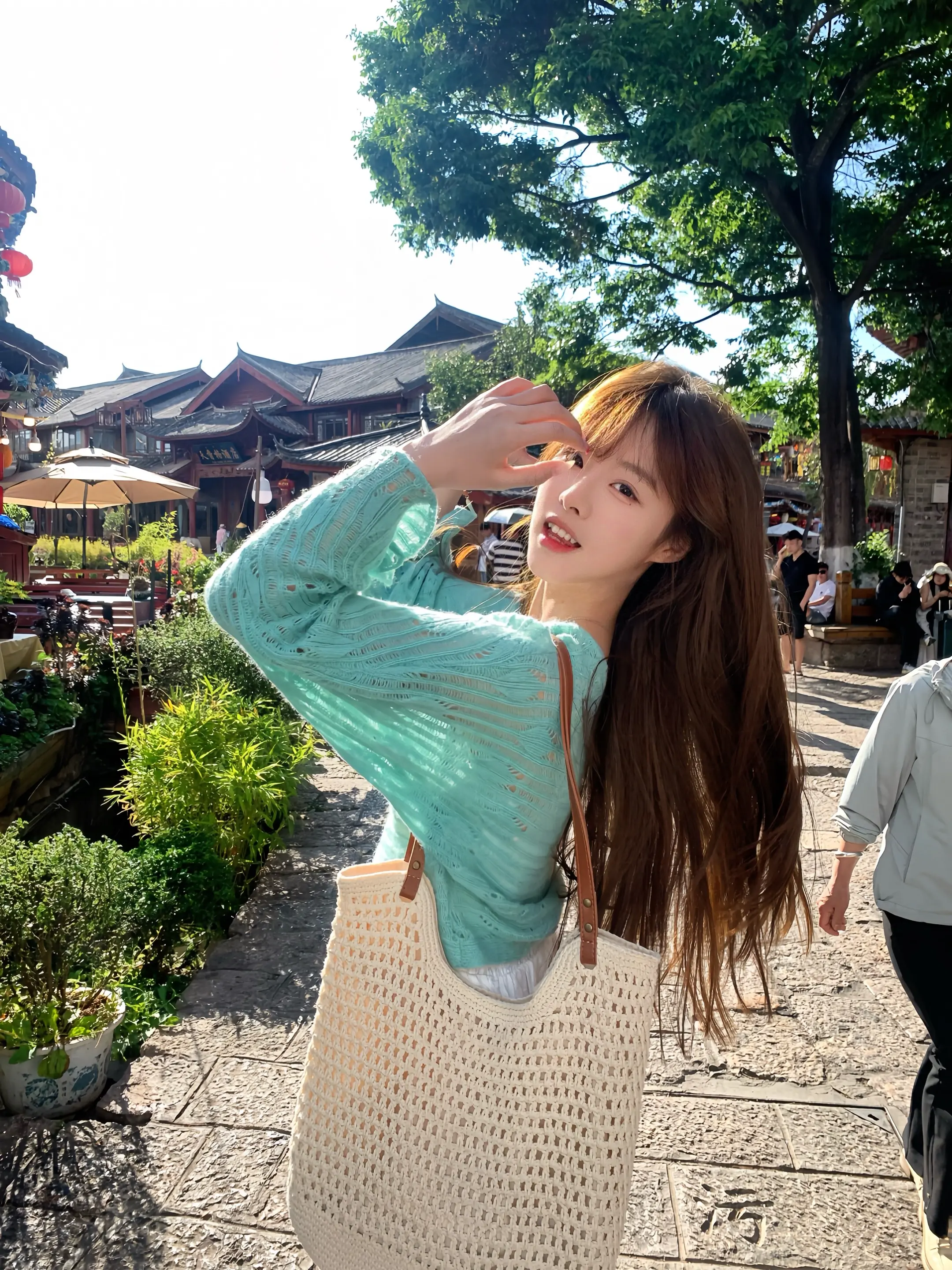 我被一阵风困在这里