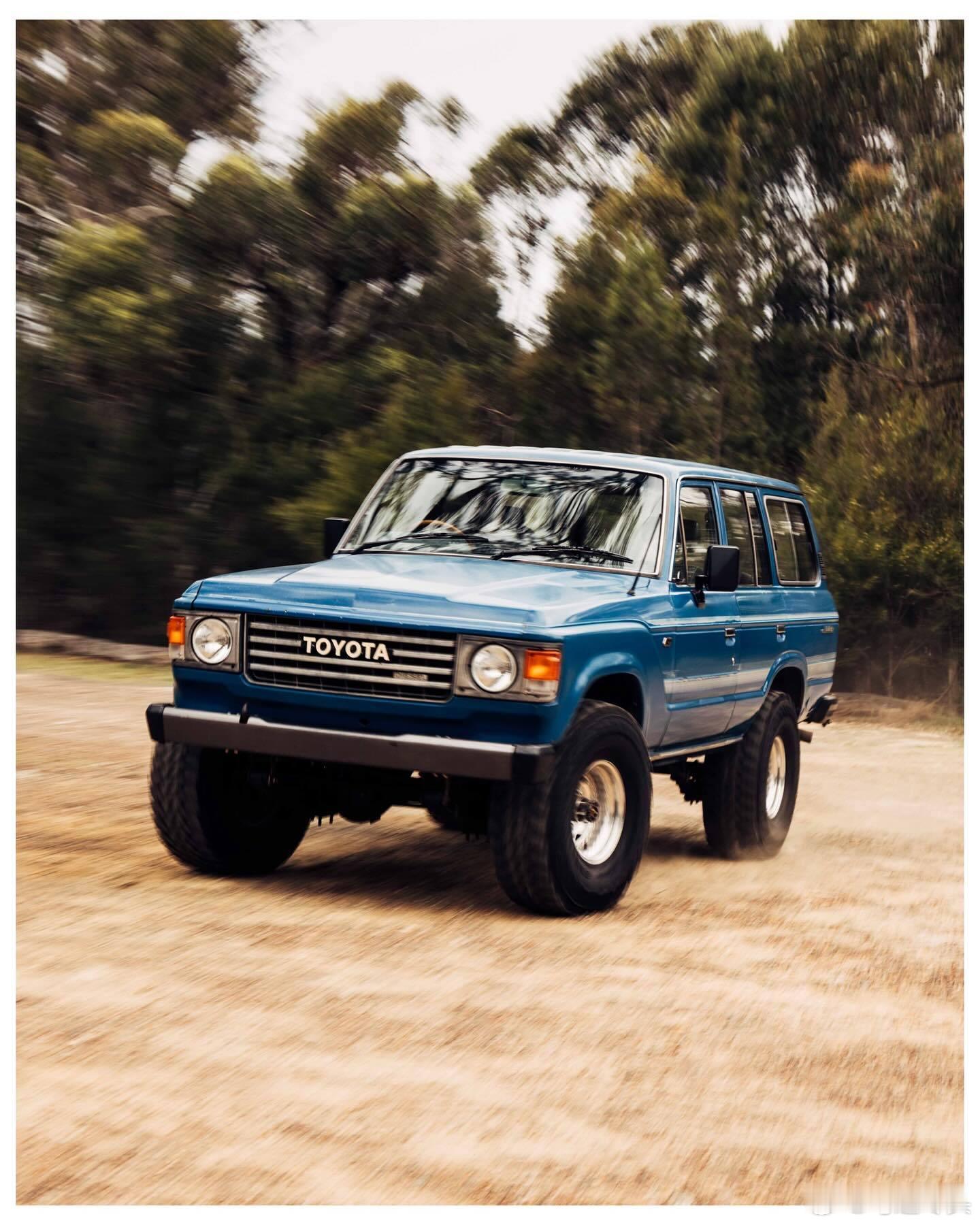 越野车沙漠征途，爱车高光陆地巡洋舰  Sunday dream blue HJ6