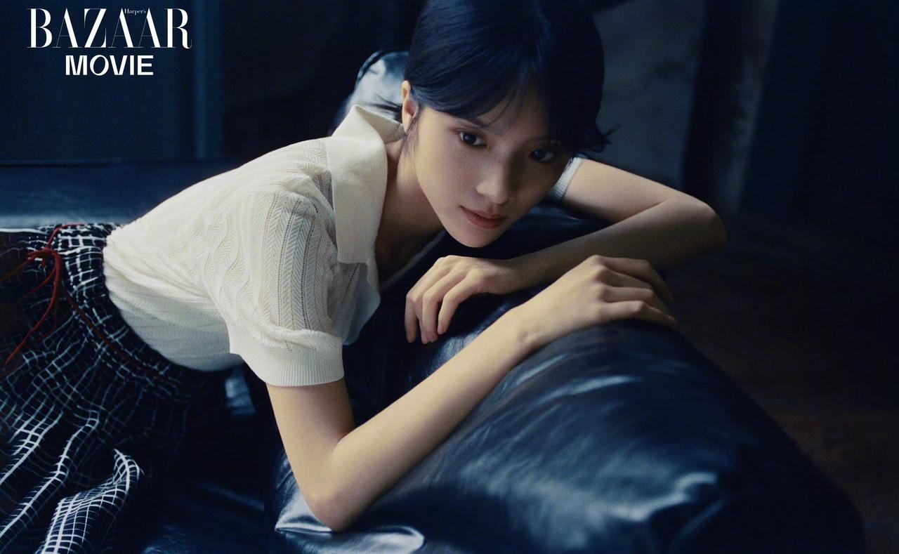 李思潼，芭莎电影电子刊封面，摄影：胡加灵 ​​​