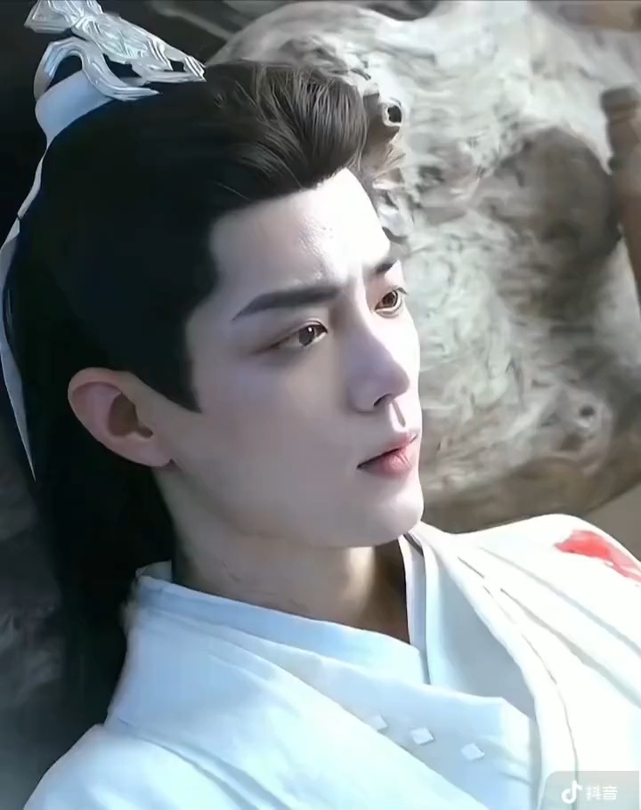 古装美男，不用修，就是有这么好看肖战 ​​​