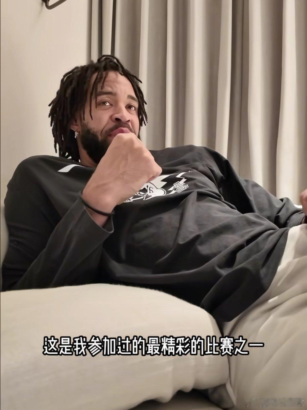 曝黄一鸣出轨北京首钢为啥都在问外援吃早饭的事？我只知道麦基和杰曼都不住在大厦，各