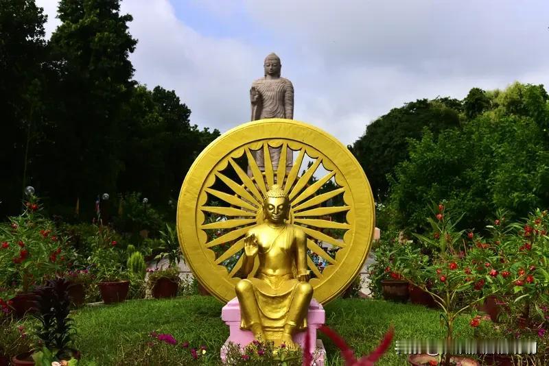印度，是国家，还是英国的殖民地曾经印度是英国的殖民地，现在反过来了，现在英国是印
