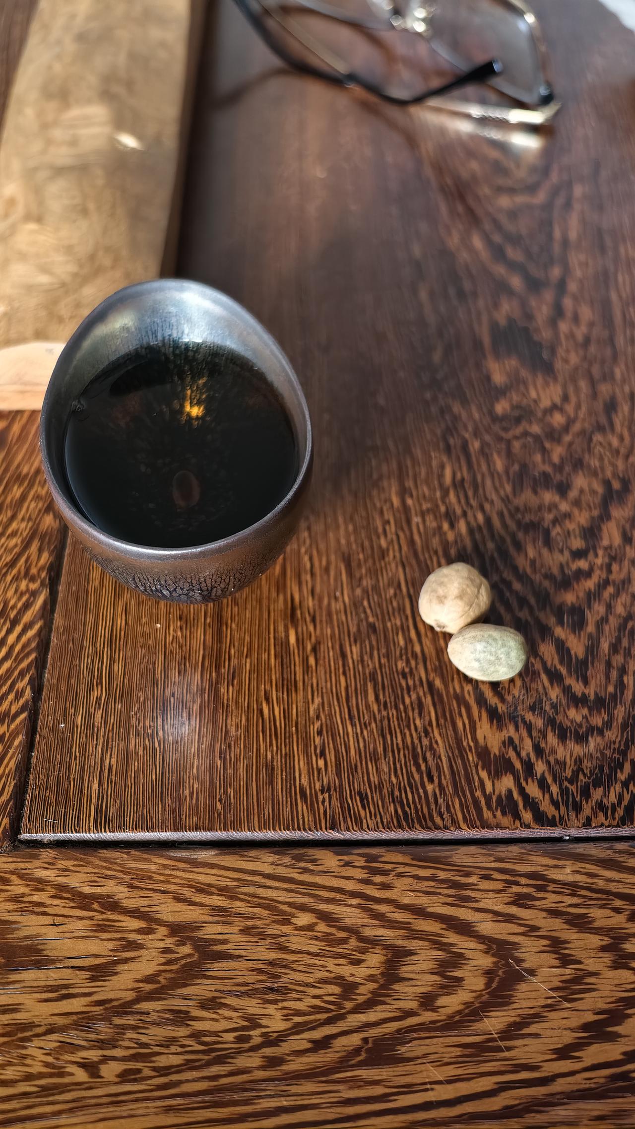 深圳吃个海底捞后的胡言乱语——唐清元
一，群发祝福的意义
端午节，一朋友说很多人