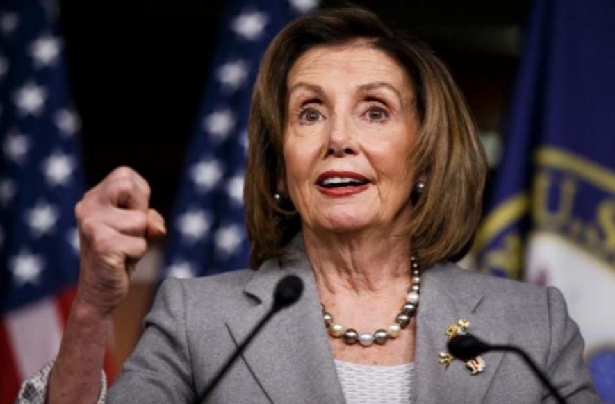 美国前众议长佩洛西1月6日发文说：“五年前的今天，特朗普煽动了一场，针对国会的暴