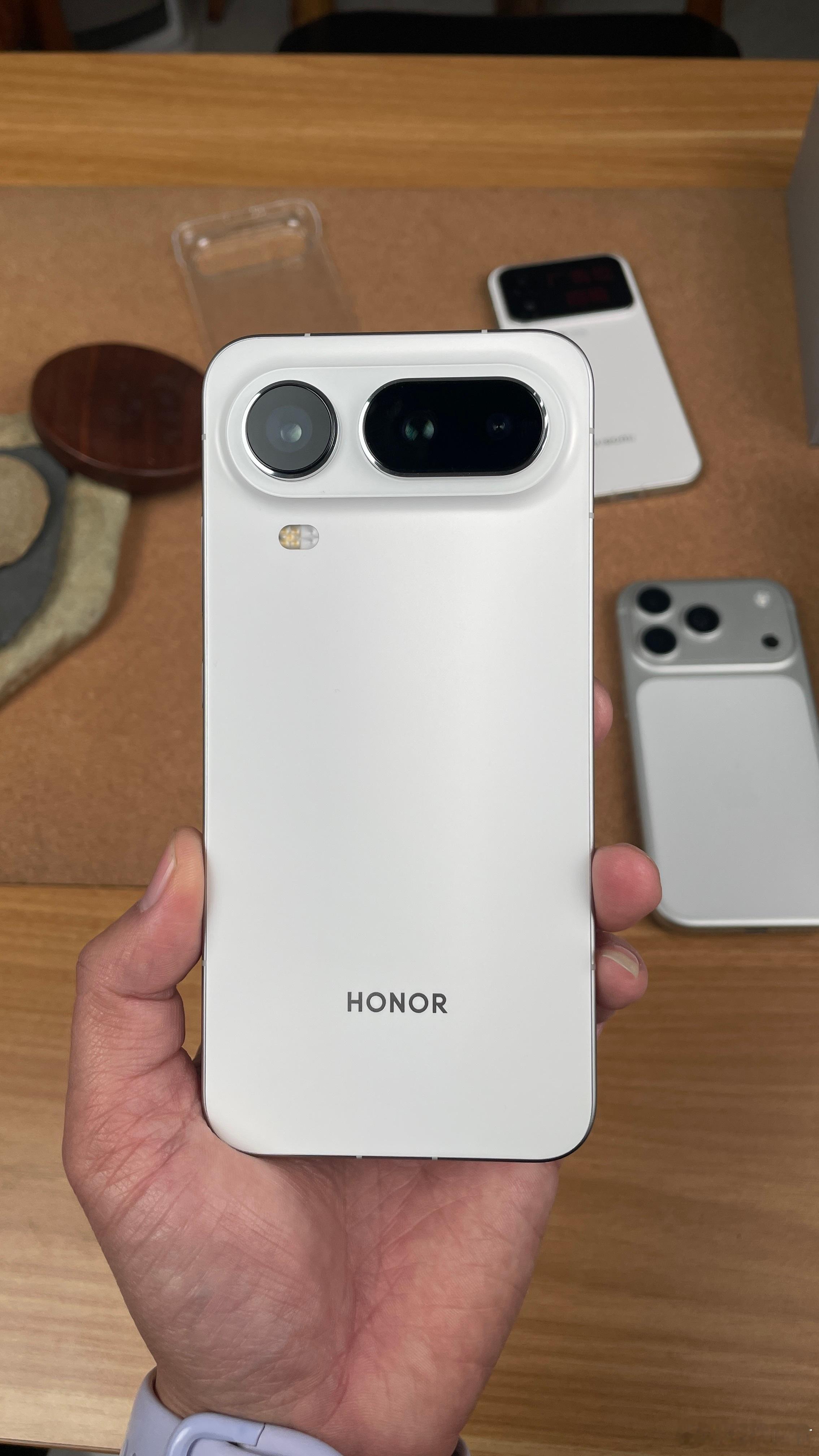 线上买新手机，拆箱后第一步不是着急联网激活，而是先完成三码核对与全功能初检！先核