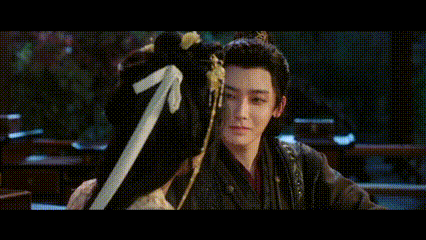 萧无衣谢嘉鱼好浓的家属感 看萧猫钓鱼谈恋爱真的有种在看小情侣过日子的感觉，额头吻