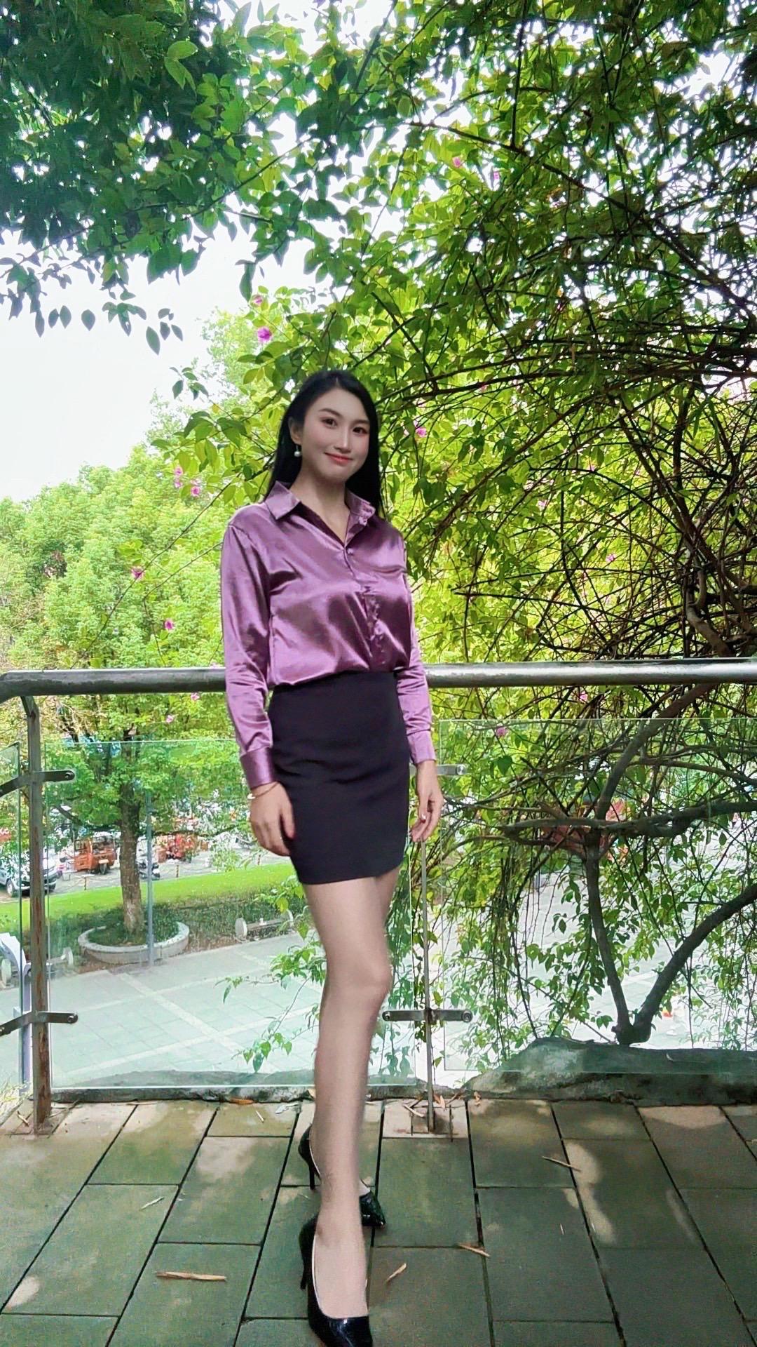 四川的妹儿长得乖 老辈子必须整一个撒川渝女生耙耳朵 姐系穿搭法则