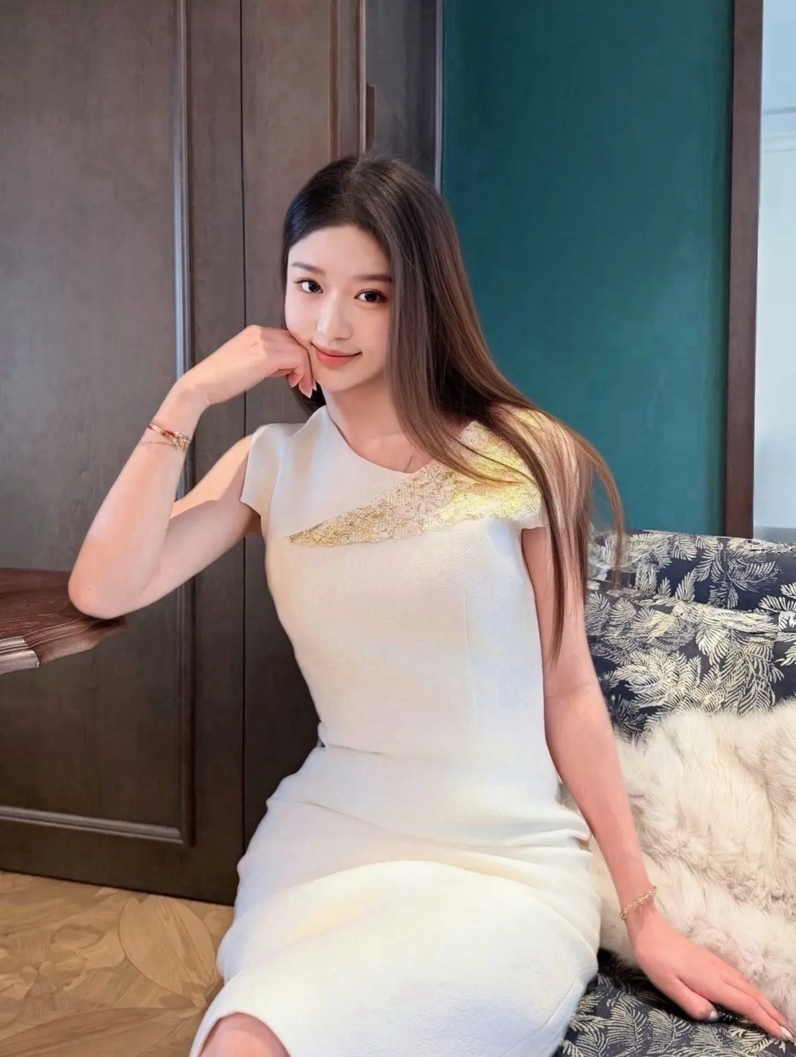 好温柔的一天~🤍🫧。很早种草的👗带回家咯 穿上身的瞬间就懂了什么...