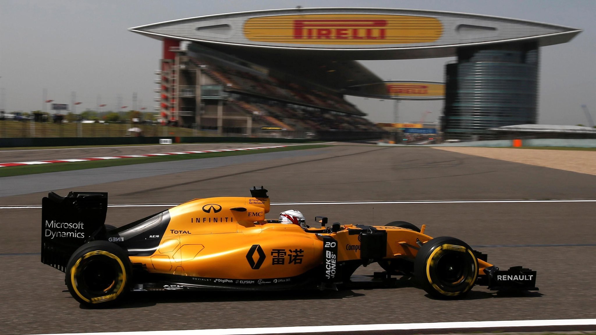 FormulaEF1 回想起16年F1中国大奖赛 