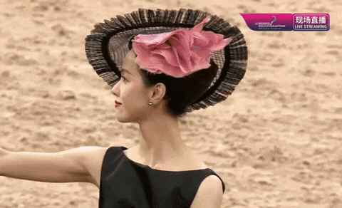 陈都灵出席活动的造型图，状态如何 ​​​