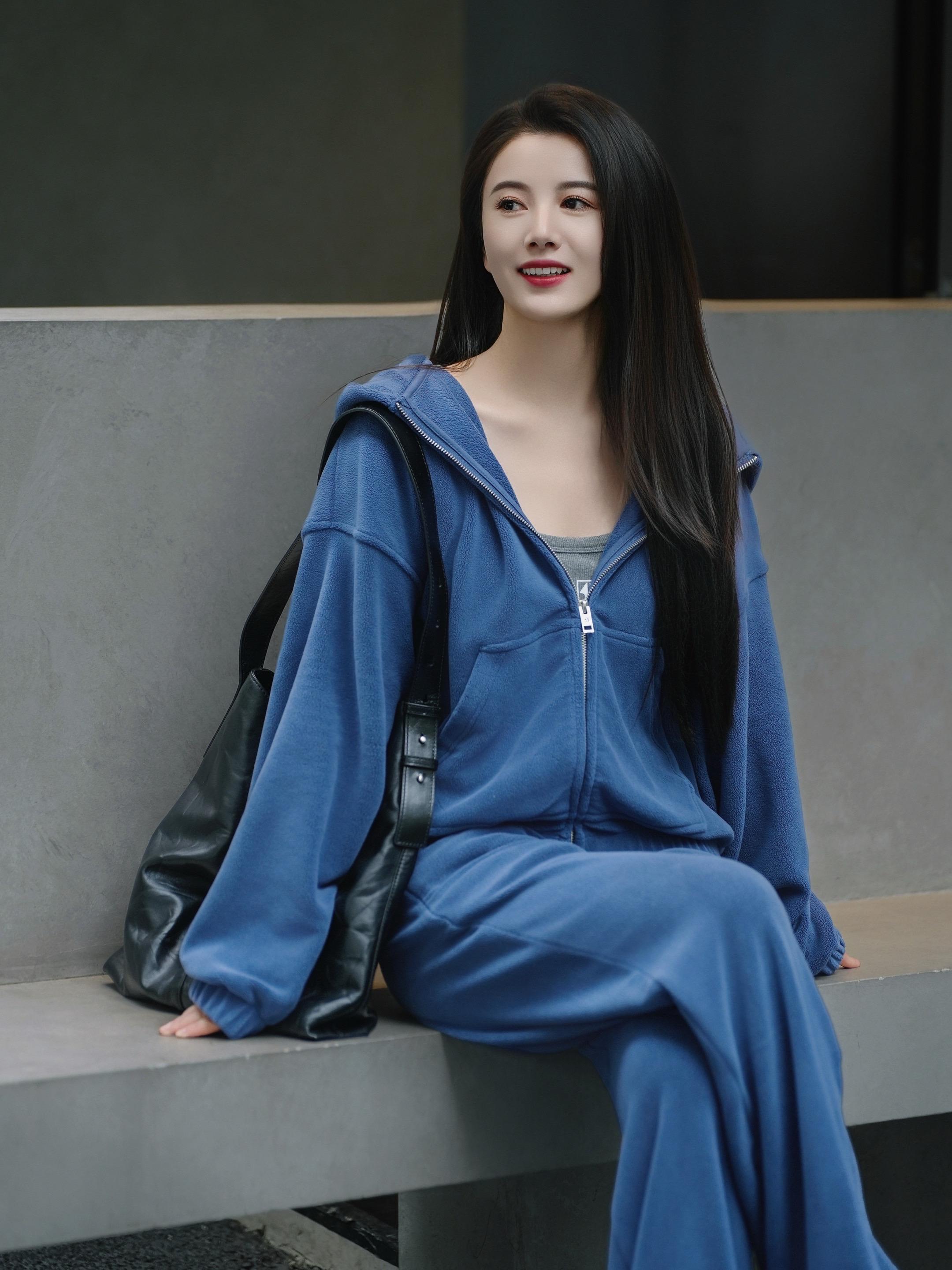 起个早  问个好 证明我们都很好