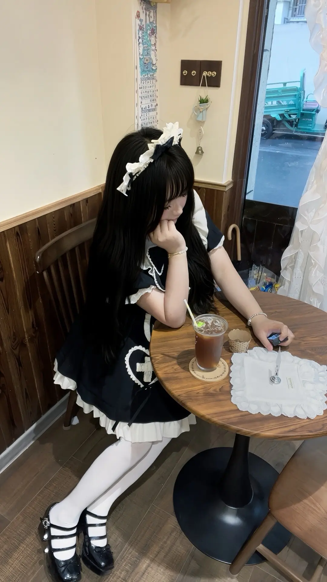 ·.*☕️💻❦🤎◟✦✩r‧₊˚  我想 我们应该坐在咖啡店一起发呆