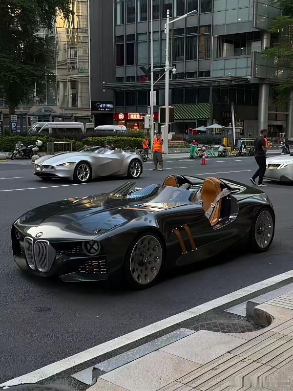 宝马新世代概念车，设计太超前了，据说马上就要转量产了。 ​​​