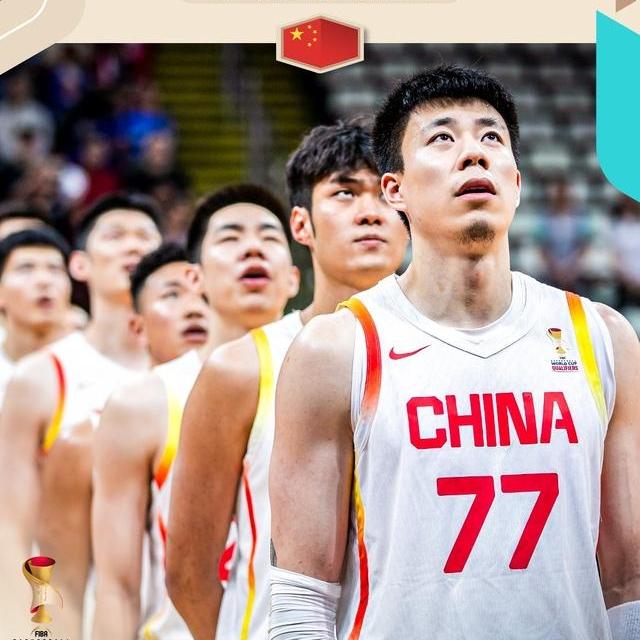 大家可以看看FIBA给中国男篮发的庆祝中国男篮进入第二阶段的比赛照片！照片领头的