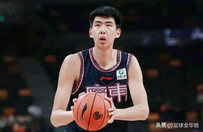 根本就不是同一个人！广州队的徐昕完全吊打广东队的徐昕

3月28日CBA常规赛第